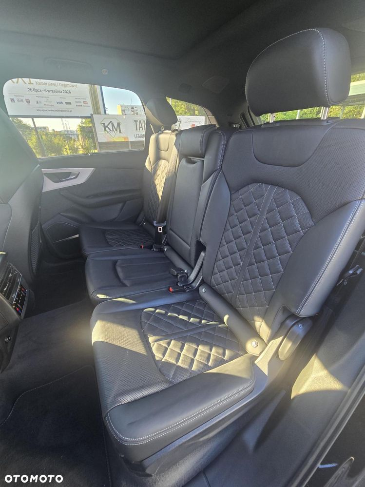 Audi SQ7 - 15