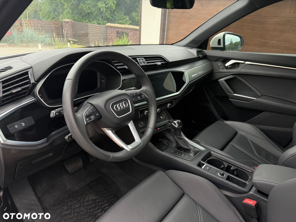 Audi Q3 - 13