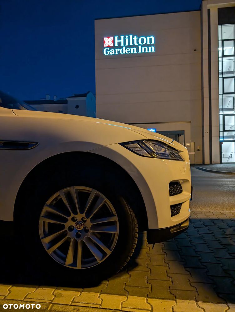 Jaguar F-Pace 2.0 i4D AWD Prestige - 23