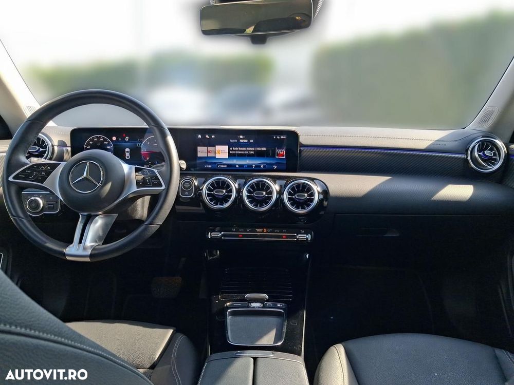 Mercedes-Benz CLA 200 d Coupe - 12