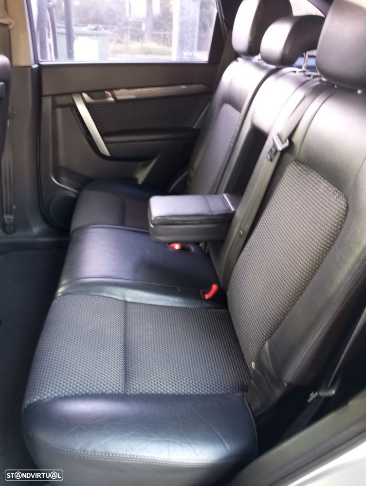 Chevrolet Captiva 2.0 VCDi Seven 7L - 16