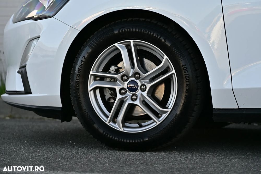 Ford Focus 1.0 EcoBoost Trend Edition - 17