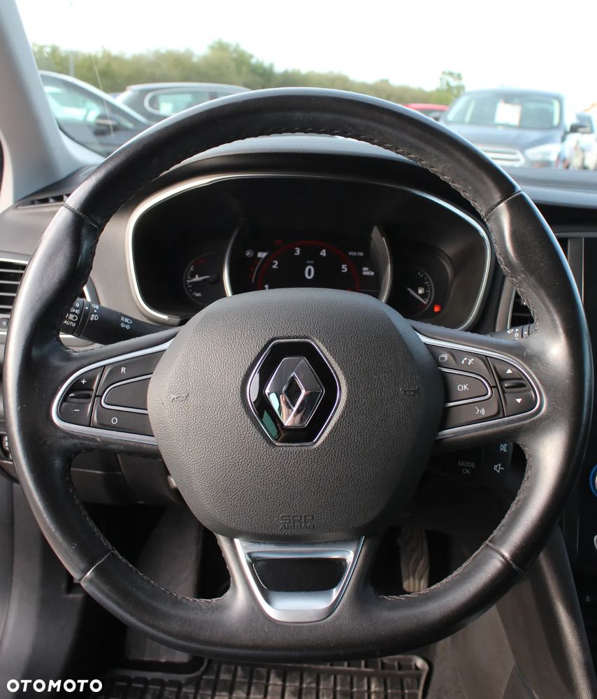 Renault Megane 1.2 16V TCe Bose EDC EU6 - 17
