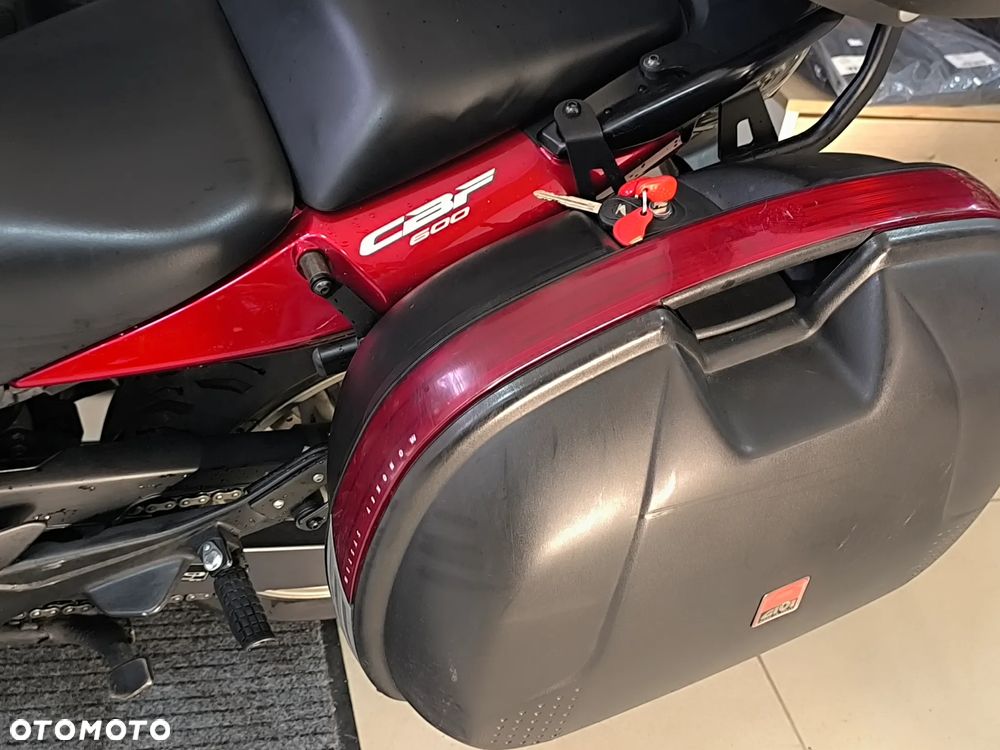 Honda CBF - 12