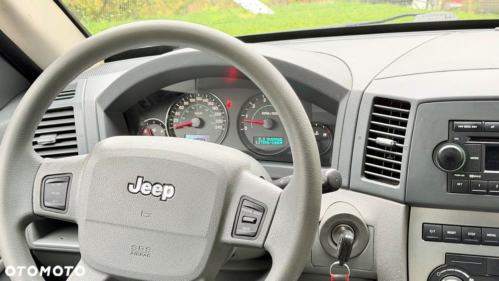 Jeep Grand Cherokee 3.0 CRD Automatik Laredo - 8