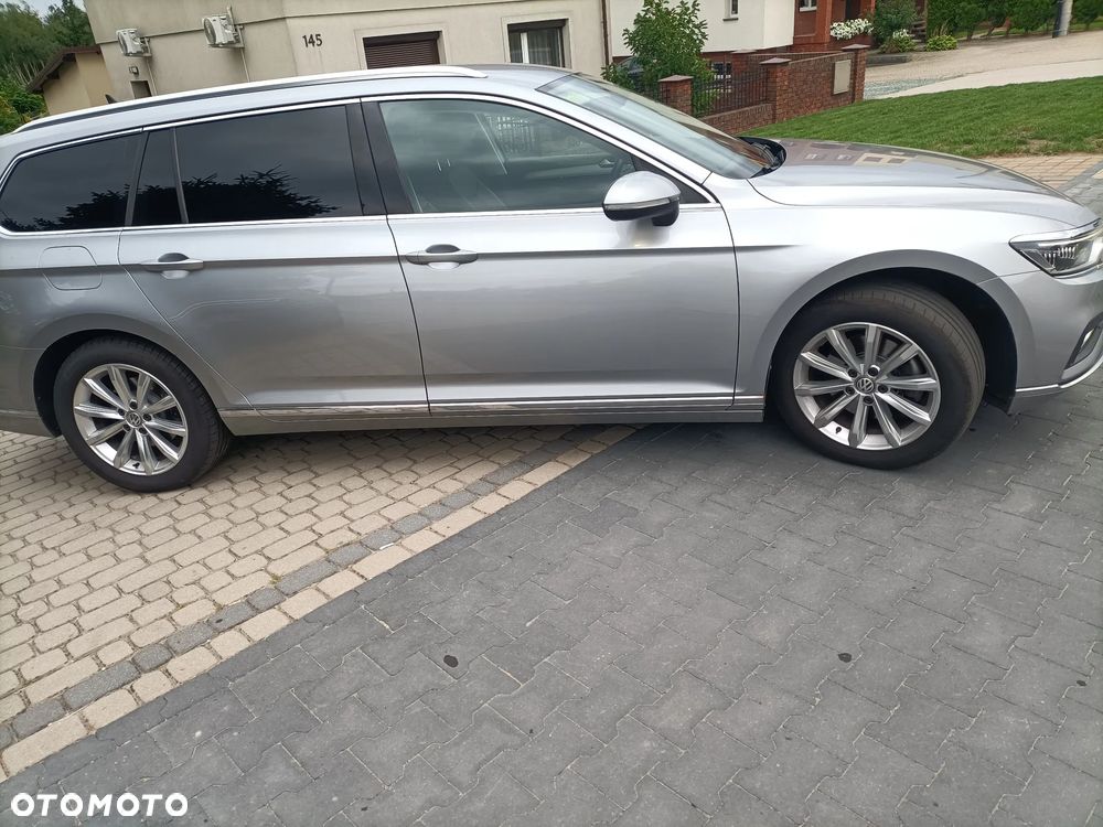 Volkswagen Passat 2.0 TDI SCR DSG Comfortline - 38