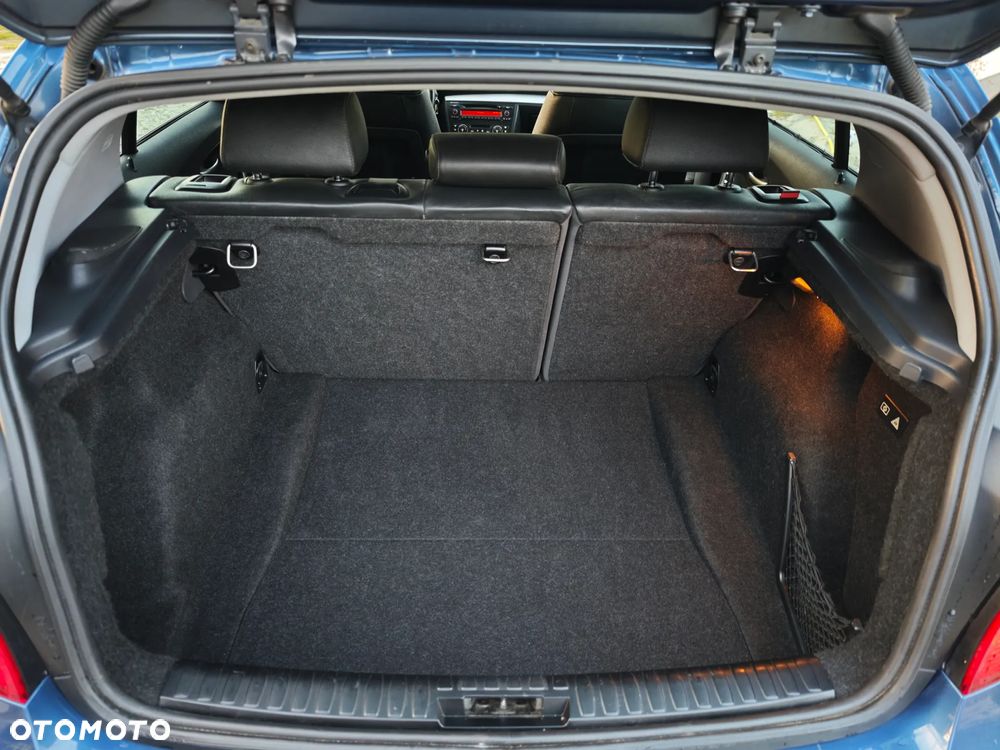 BMW X1 sDrive18i - 16