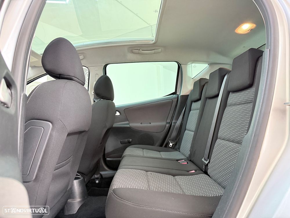 Peugeot 207 SW 1.4 Sport - 6