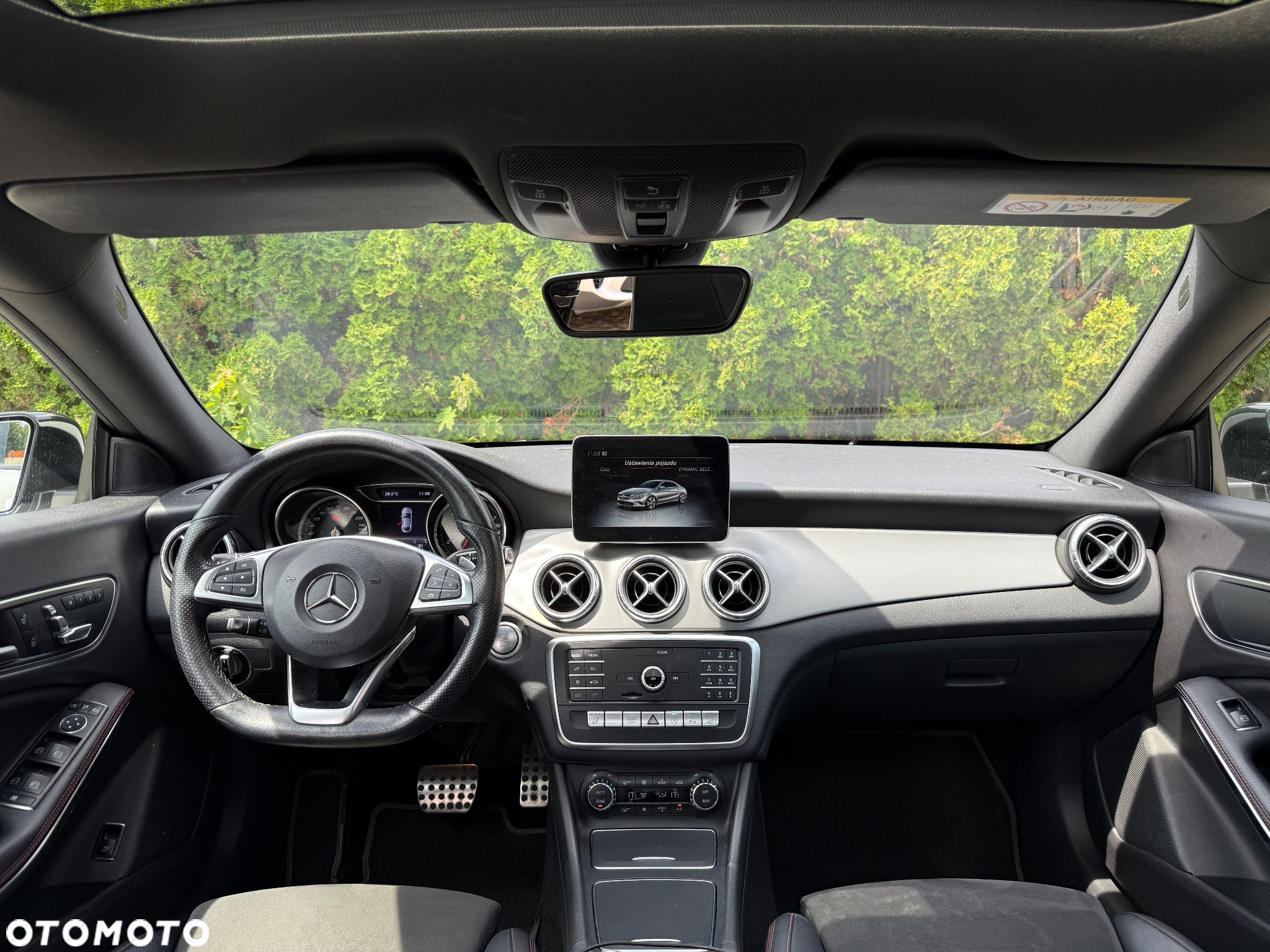 Mercedes-Benz CLA 220 4-Matic AMG Line - 5