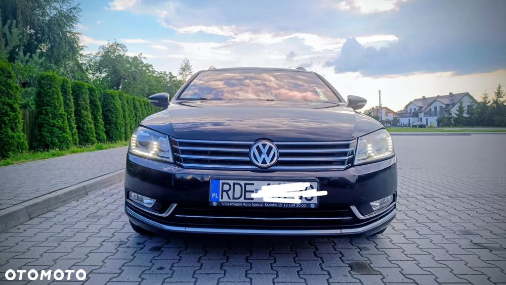 Volkswagen Passat 2.0 TDI Highline DSG - 2