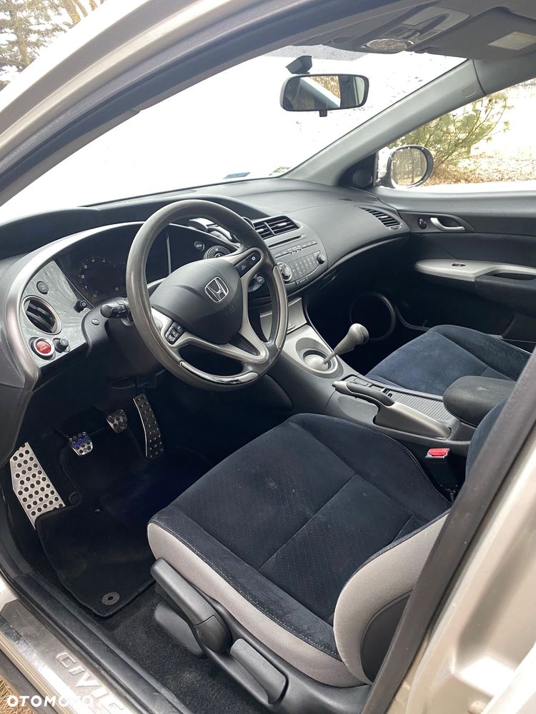 Honda Civic 1.8 TypeS - 13