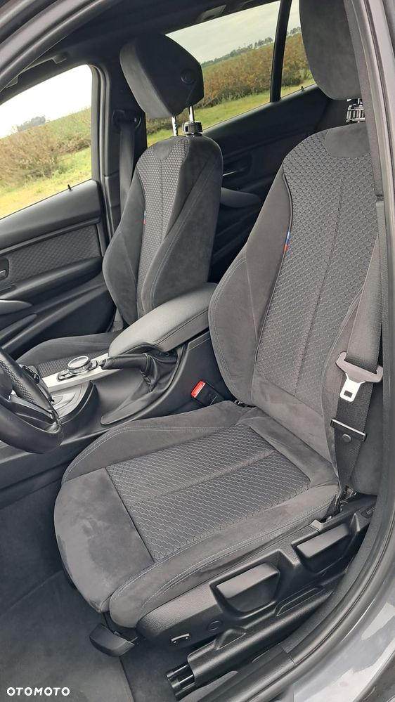 BMW Seria 3 325d M Sport - 11