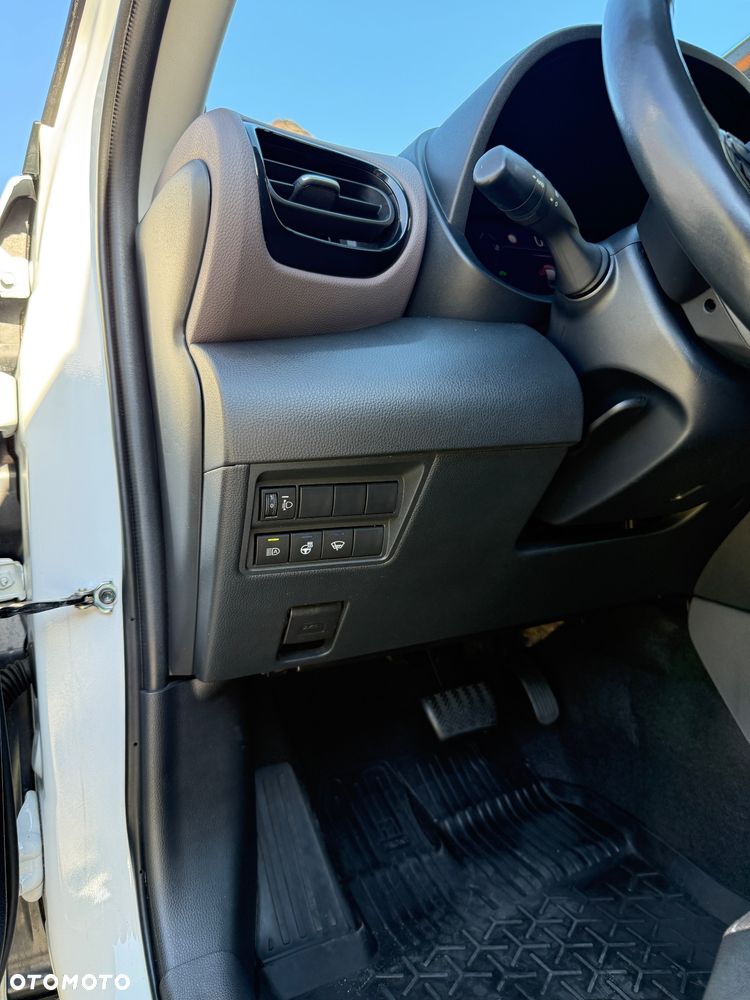 Toyota Yaris Hybrid 1.5 Executive - 12