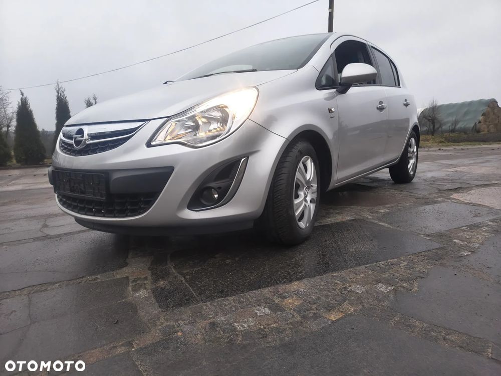 Opel Corsa 1.4 16V Satellite - 14