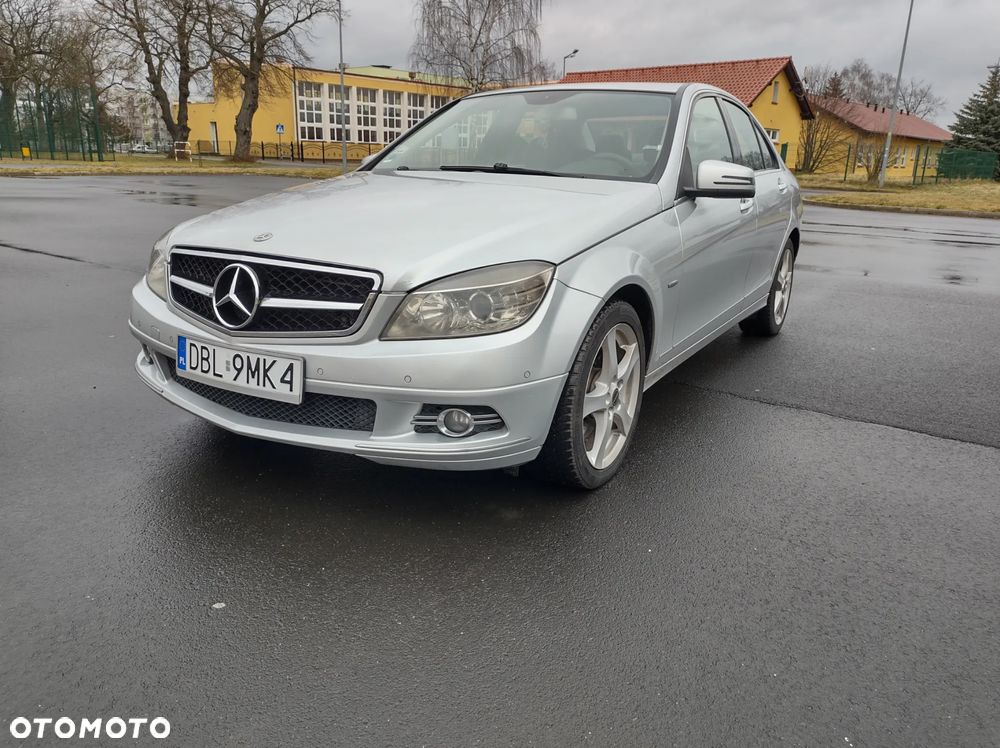 Mercedes-Benz Klasa C 320 T CDI 7G-TRONIC Avantgarde DPF Sport Edition - 1