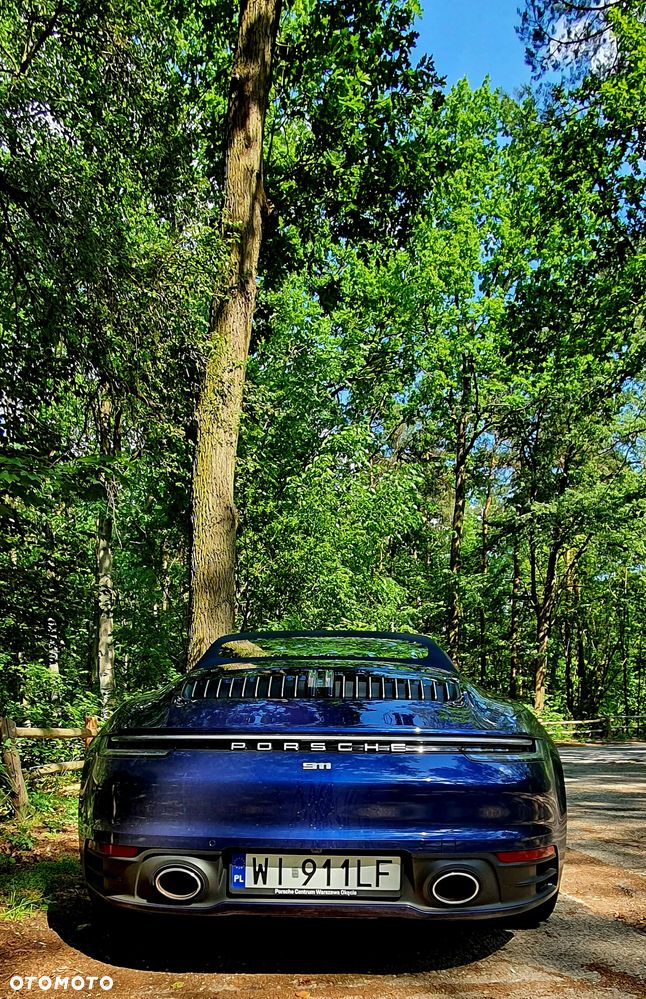 Porsche 911 Carrera 4 - 4