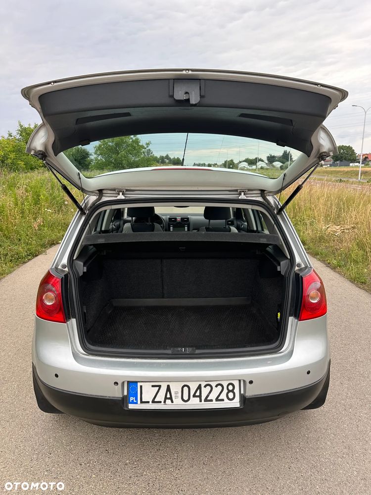 Volkswagen Golf 1.9 TDI Q-Line - 5