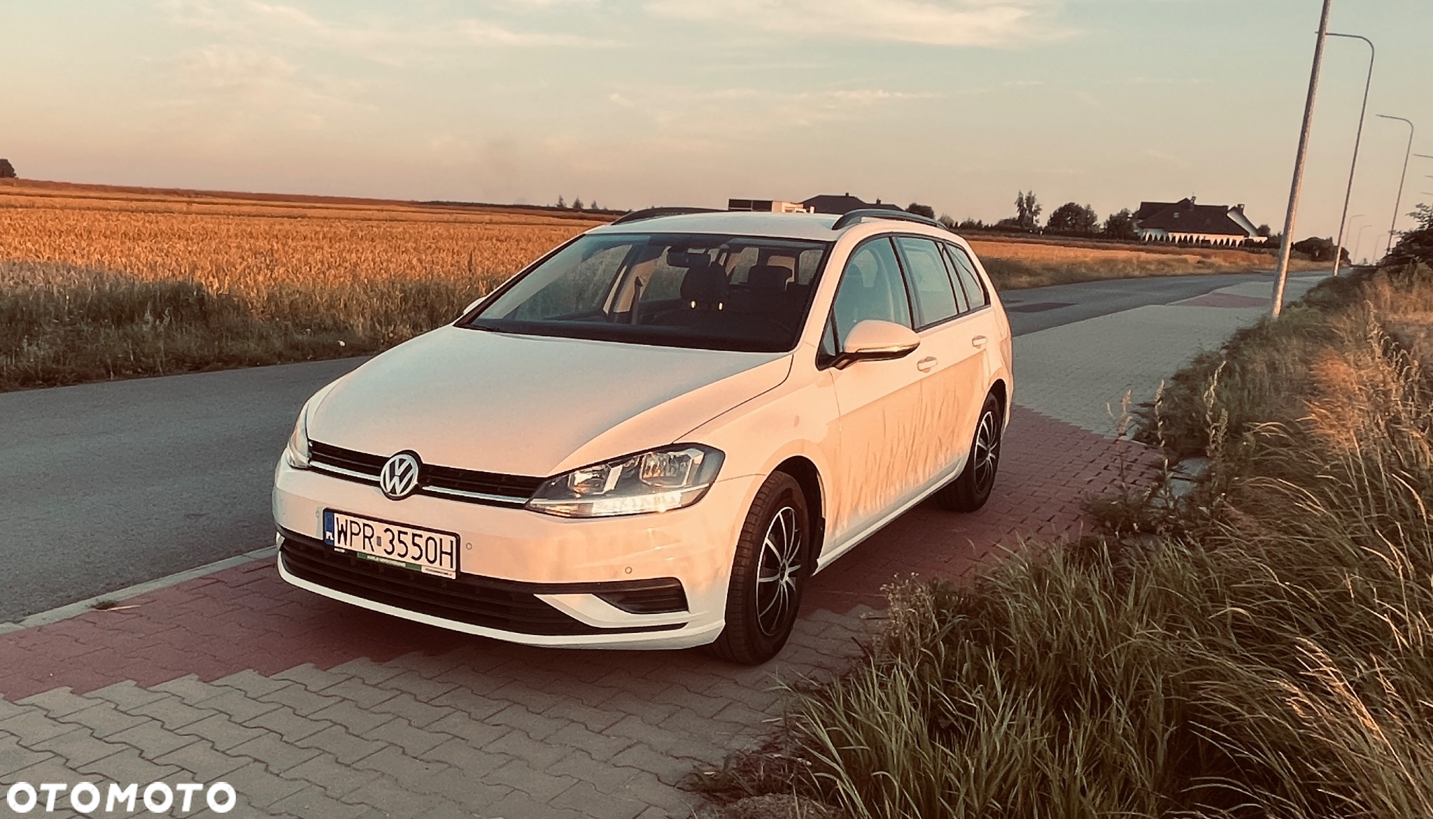 Volkswagen Golf VII 1.6 TDI BMT Trendline - 2