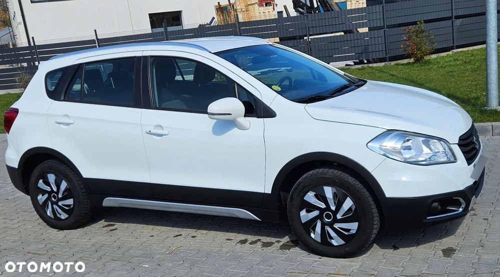 Suzuki SX4 S-Cross - 12
