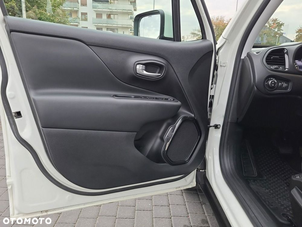 Jeep Renegade 1.3 GSE T4 Turbo Limited FWD S&S - 10