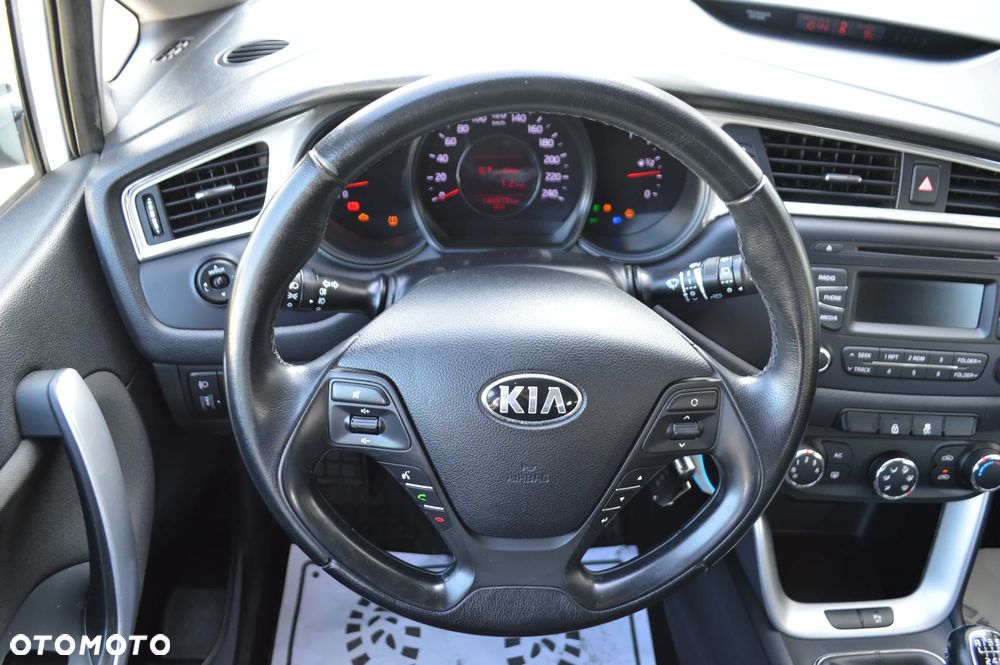 Kia Ceed - 18