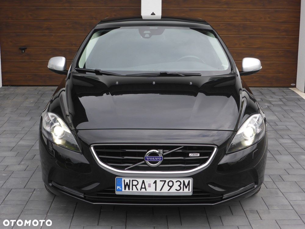 Volvo V40 D2 Momentum - 17