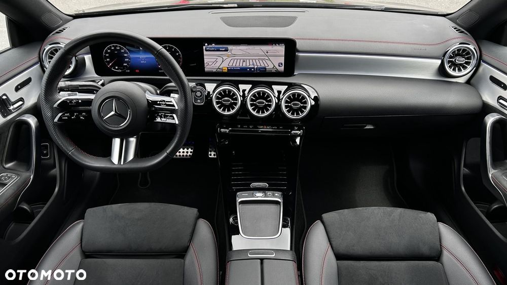 Mercedes-Benz CLA 200 AMG Line 7G-DCT - 18