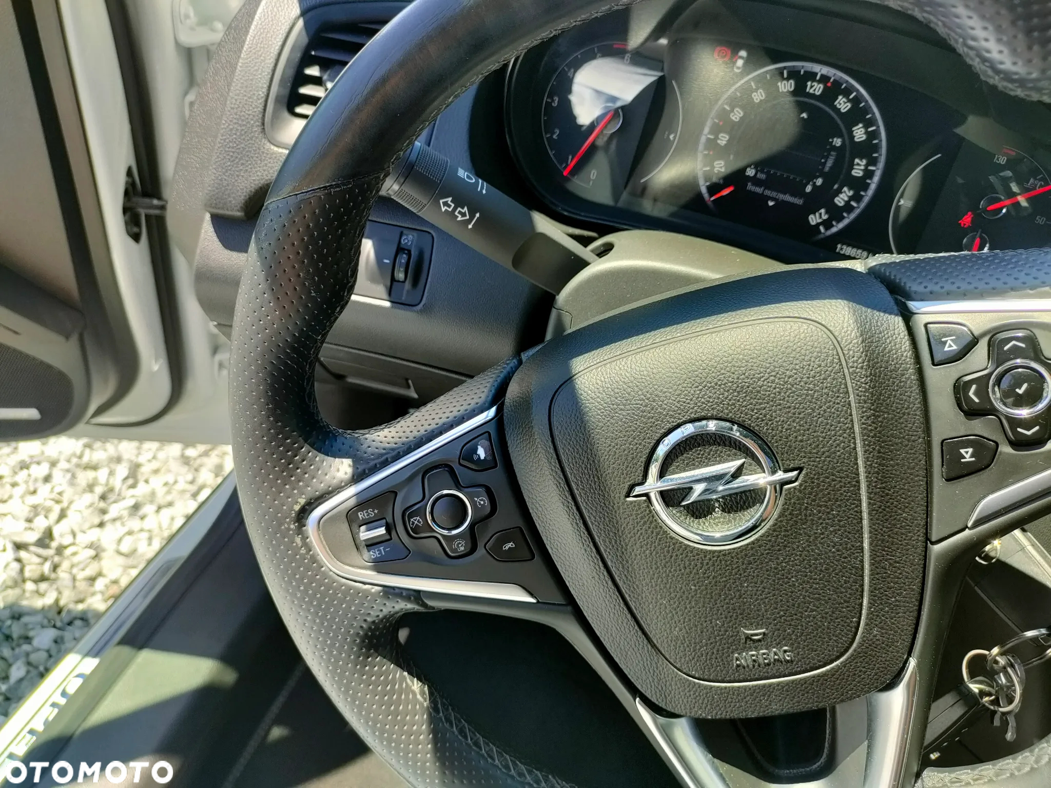 Opel Insignia 2.0 CDTI Exclusive S&S - 18