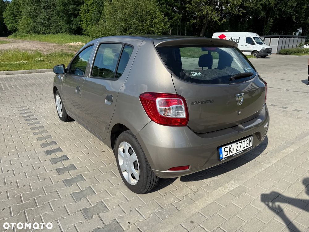 Dacia Sandero 1.2 16V Laureate - 5