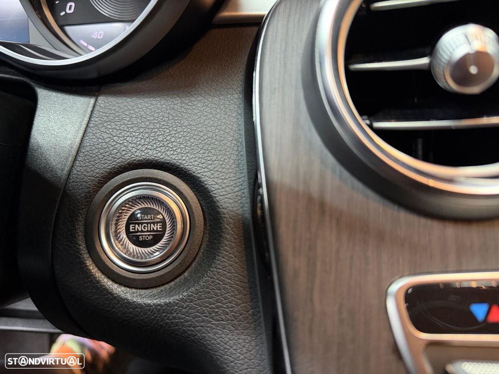 Mercedes-Benz C 220 d AMG Line - 34