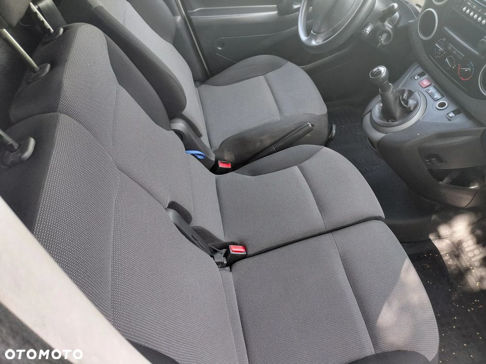 Peugeot Partner 1,6 HDI - 3 osoby - 9