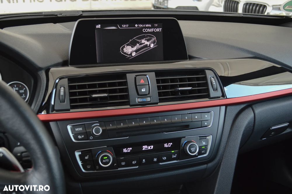 BMW Seria 3 320d Aut. Sport Line - 23