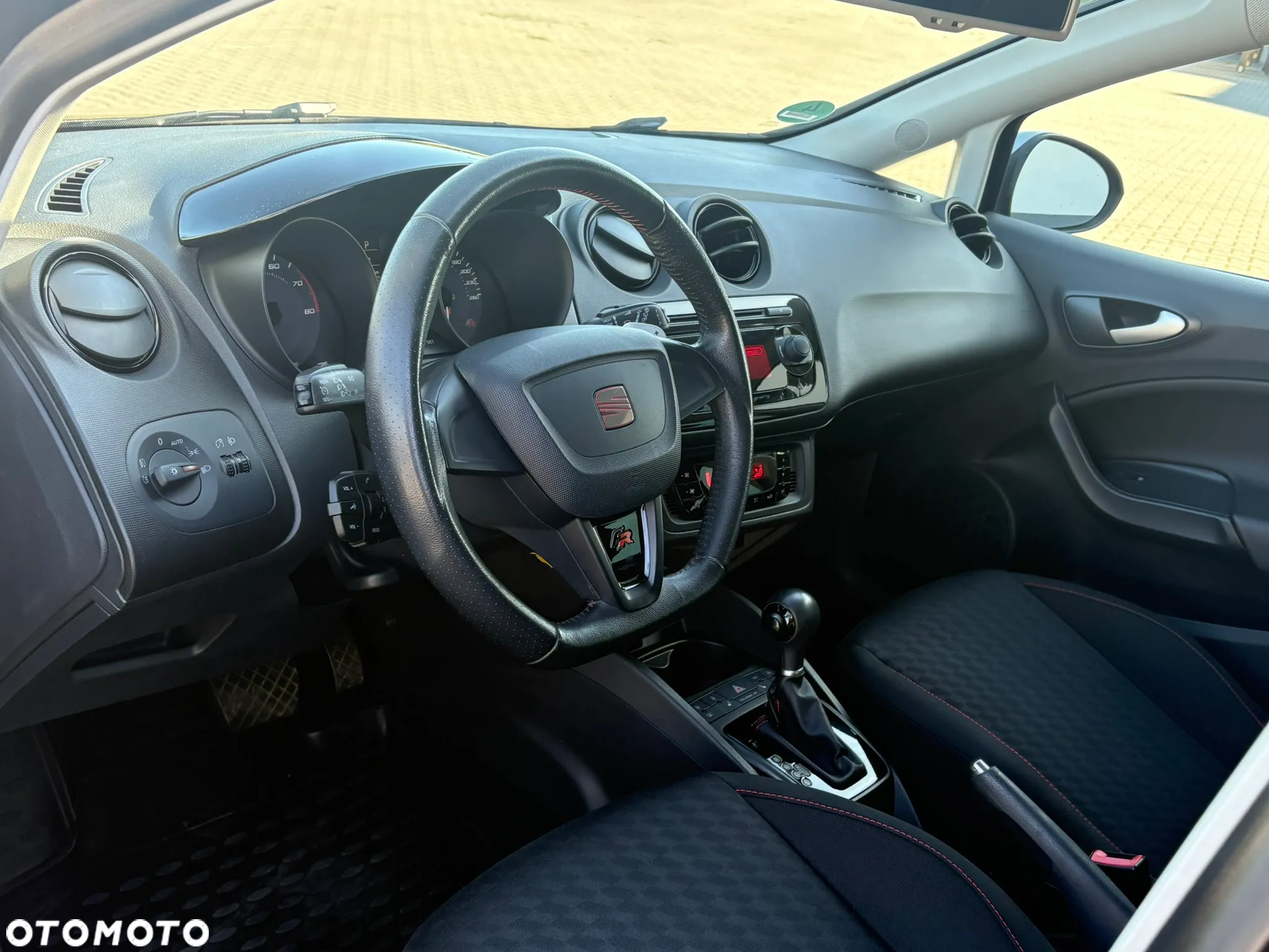 Seat Ibiza 1.4 TSI DSG FR - 9