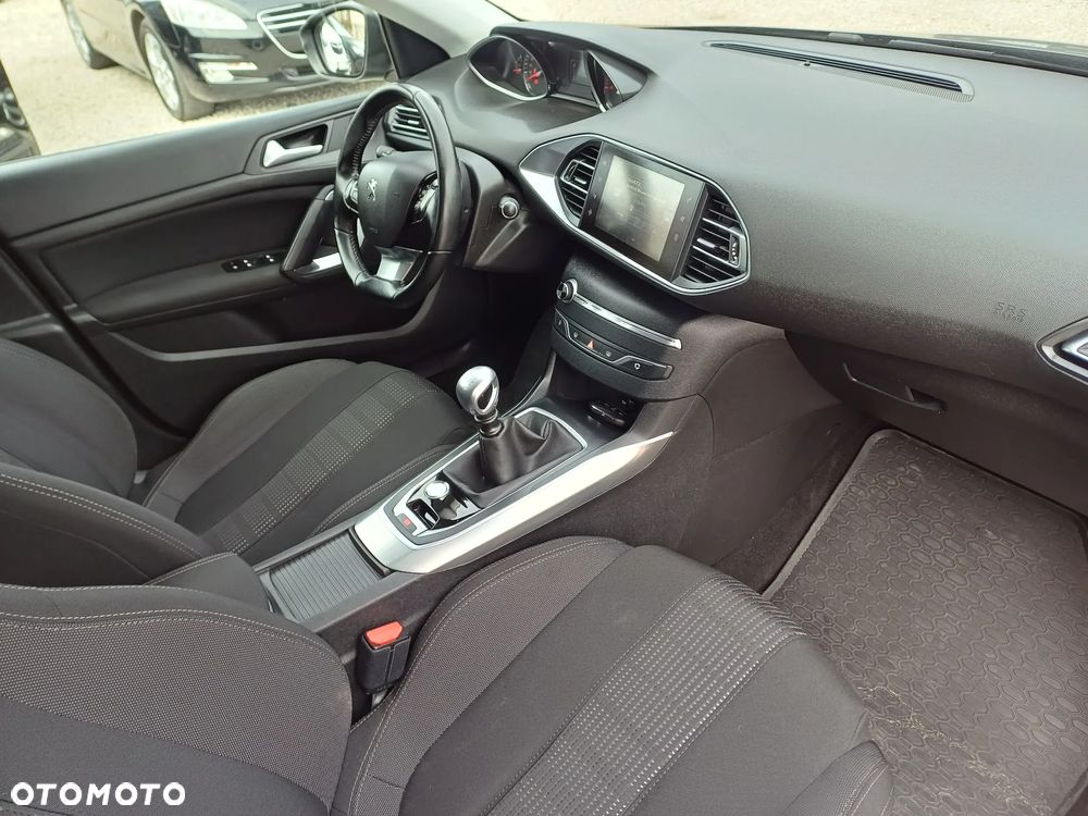 Peugeot 308 BlueHDi 120 Stop & Start Allure - 5