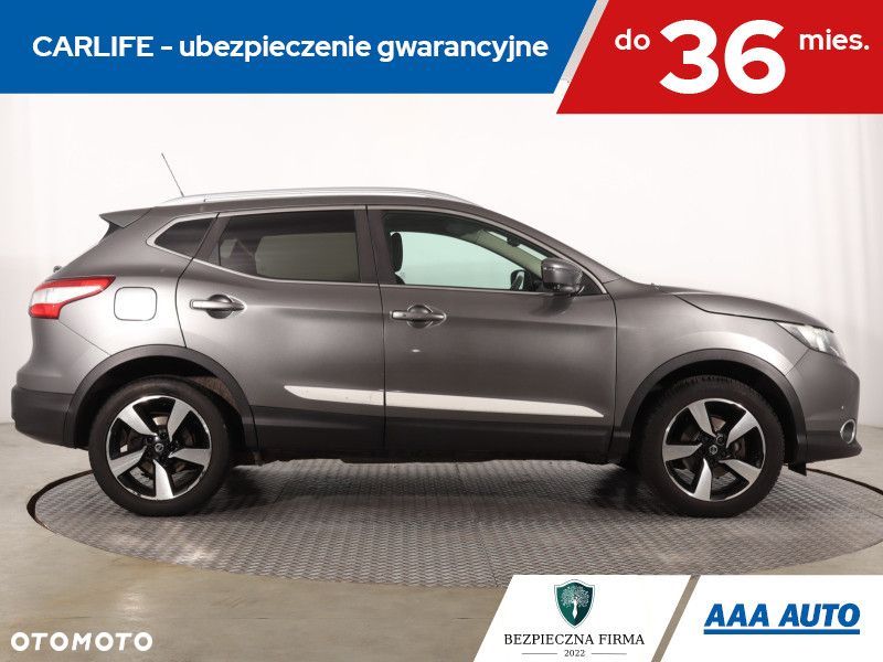 Nissan Qashqai - 8