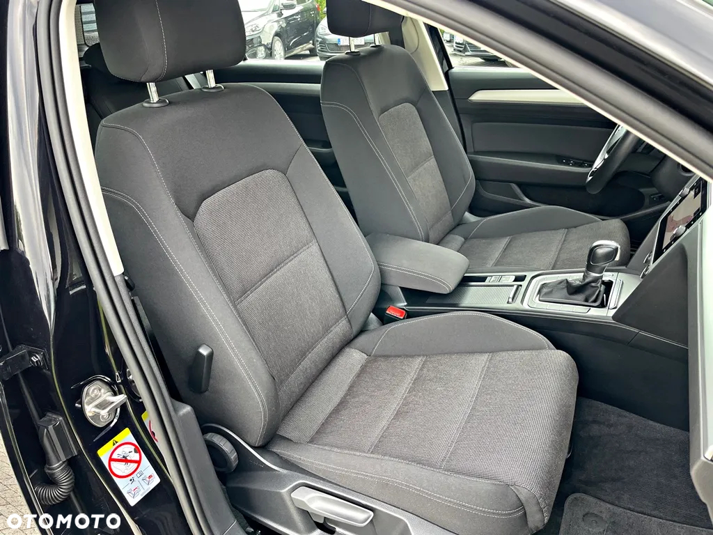 Volkswagen Passat Variant 1.5 TSI OPF DSG Comfortline - 28