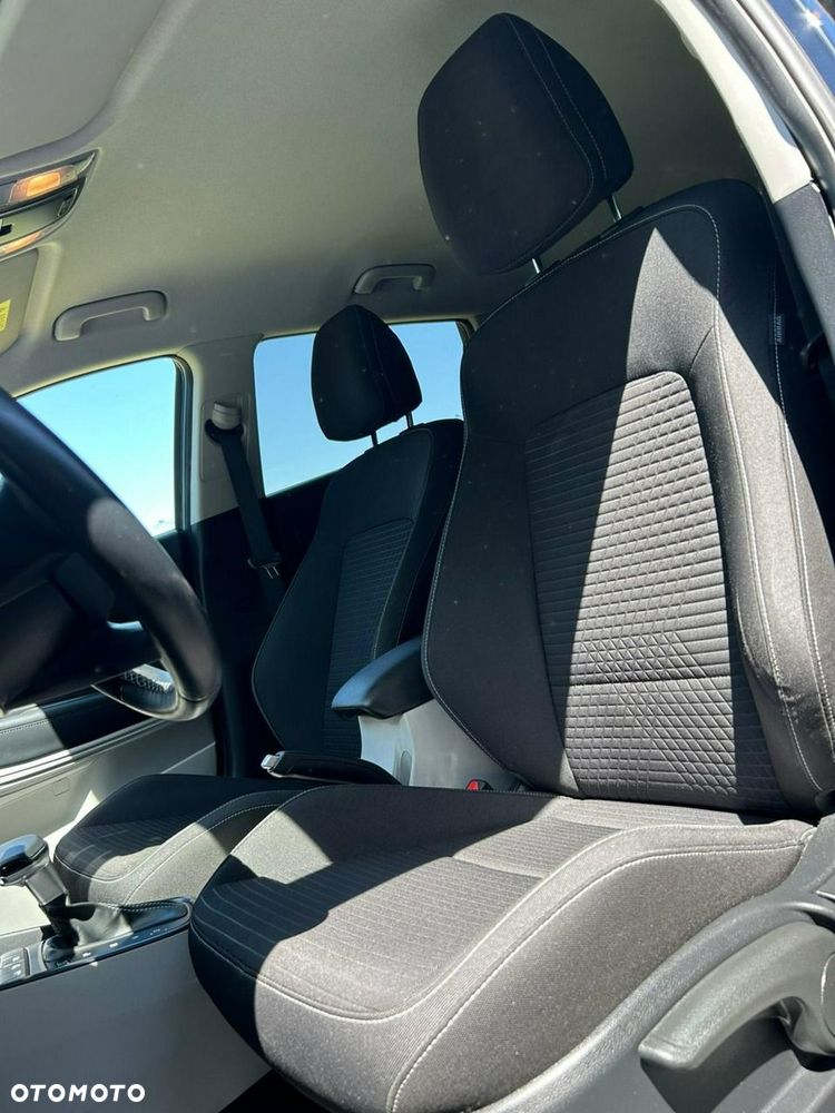 Hyundai i20 - 10