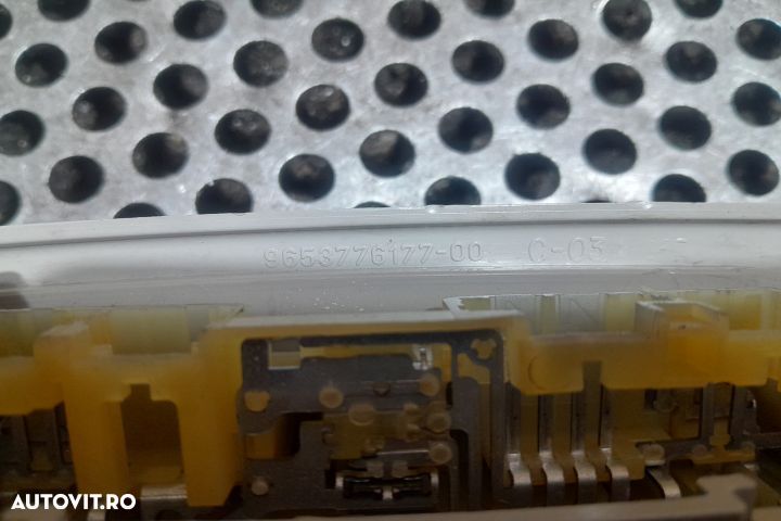 Lampa plafon fata 9653776177-00 9653776177-00 Peugeot 207 1 [2006 - 2 - 3