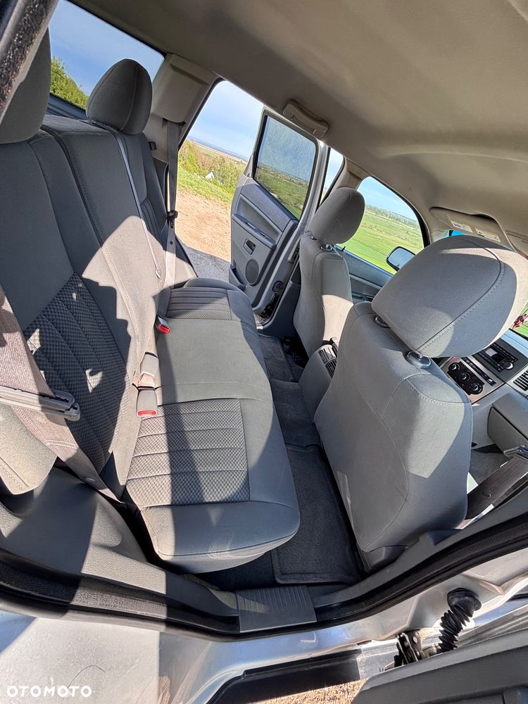 Jeep Grand Cherokee 3.7 V6 - 5