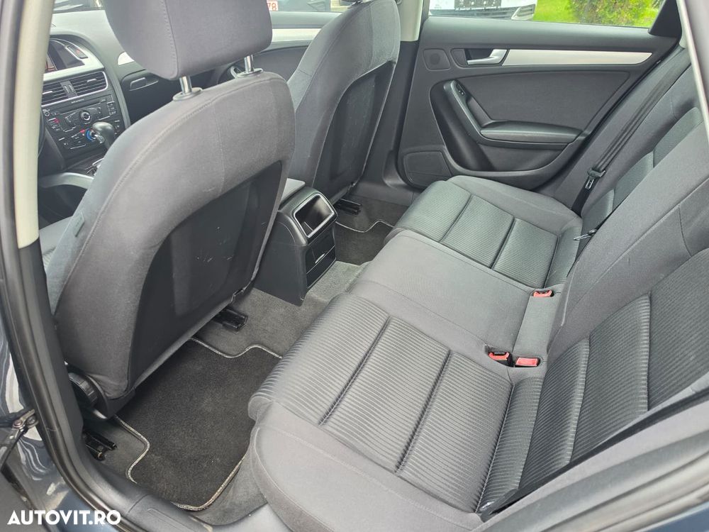 Audi A4 Limuzina - 11