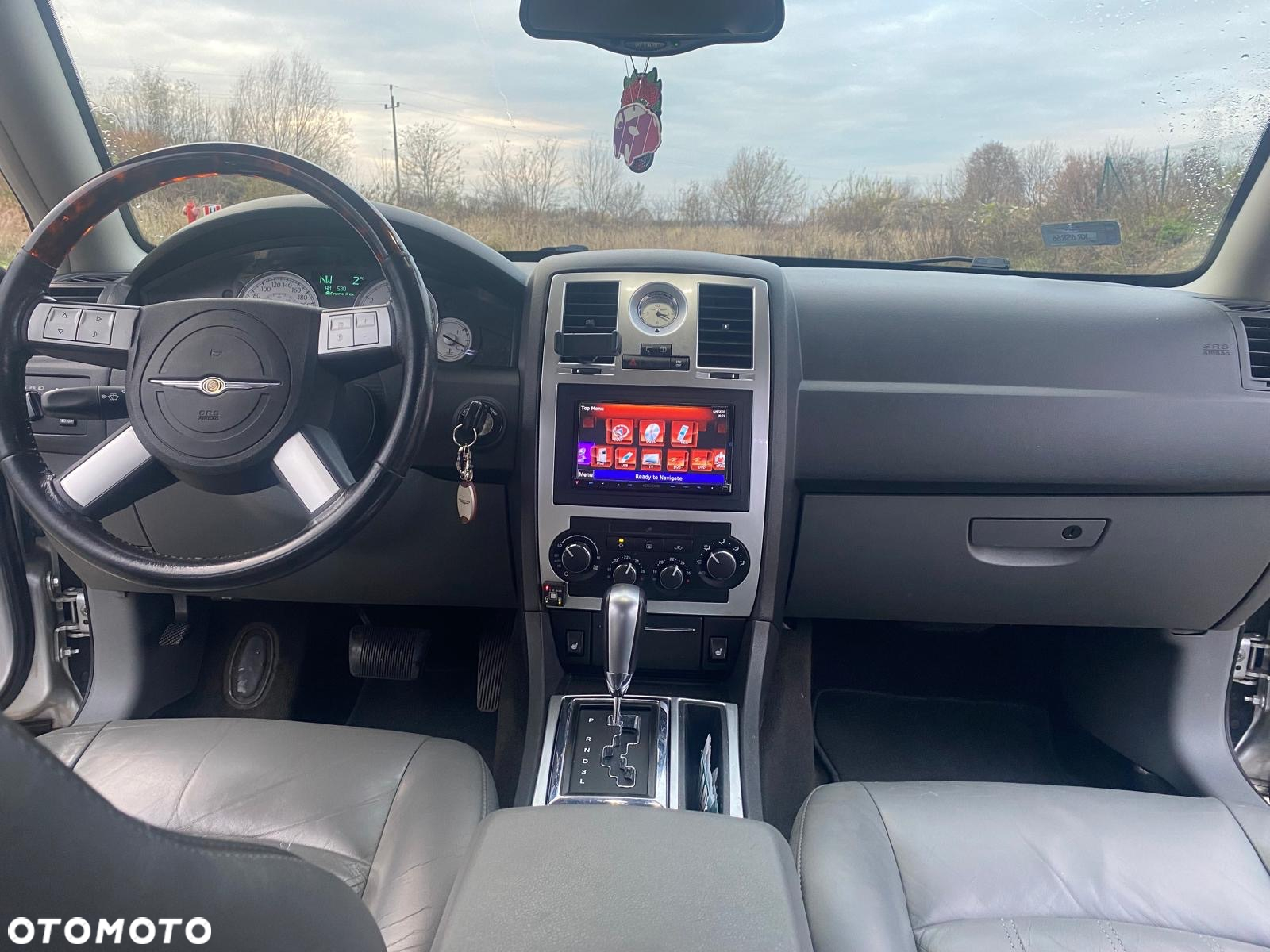 Chrysler 300C Touring 2.7 Automatik - 8