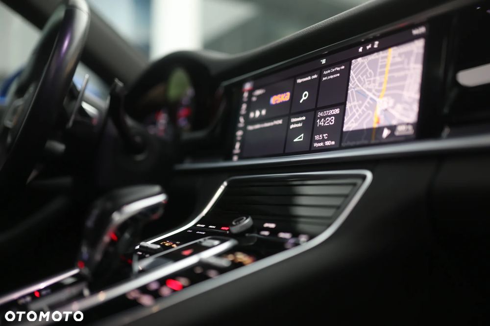 Porsche Panamera 4S - 17