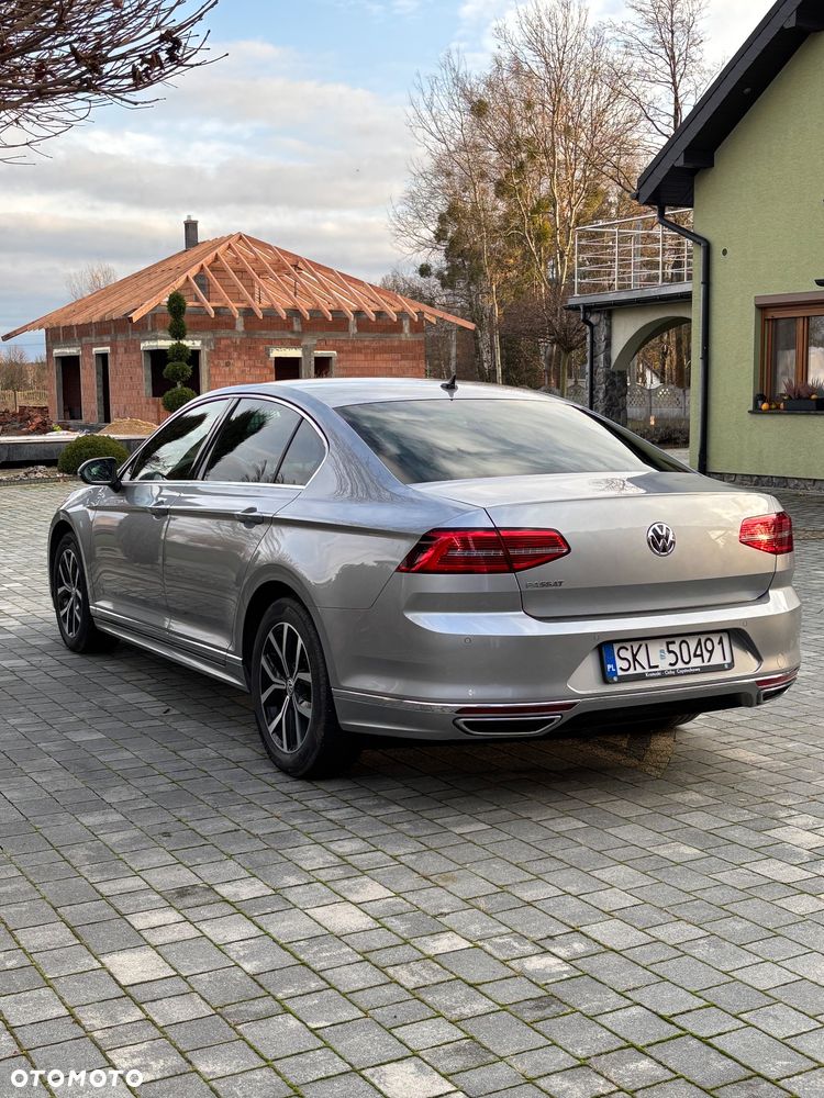 Volkswagen Passat 2.0 TDI SCR Comfortline DSG - 4