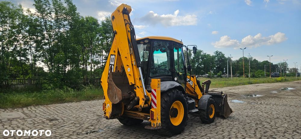 JCB 3CX - 4