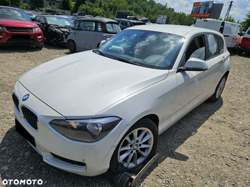 BMW Seria 1 118d Sport Line - 2
