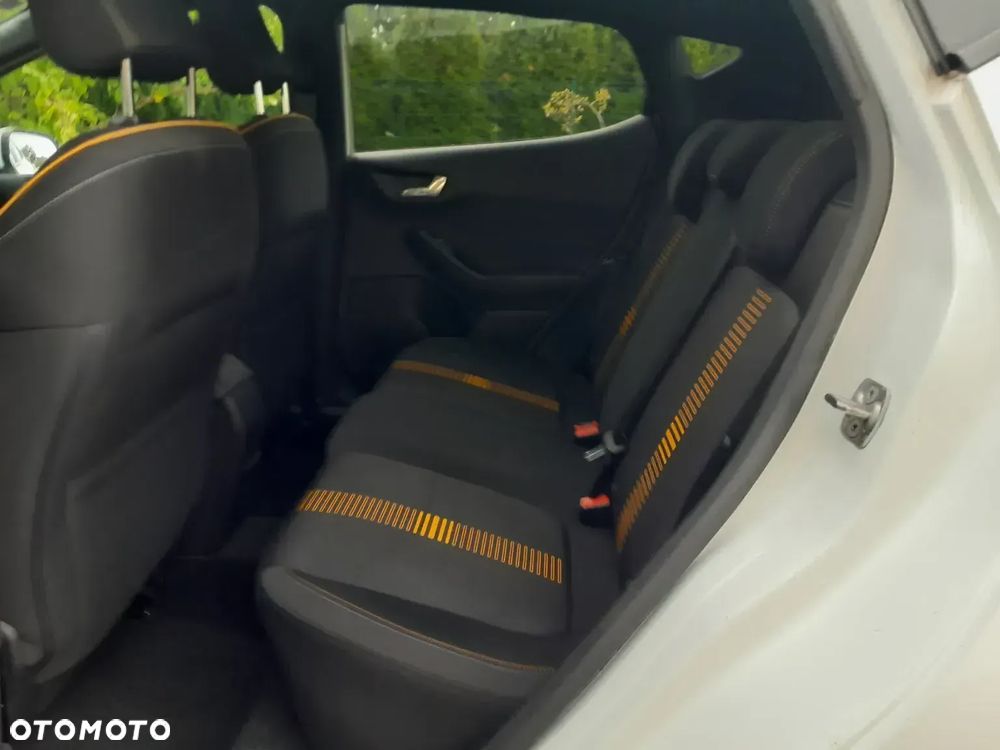 Ford Fiesta 1.0 EcoBoost S&S ACTIVE COLOURLINE - 23