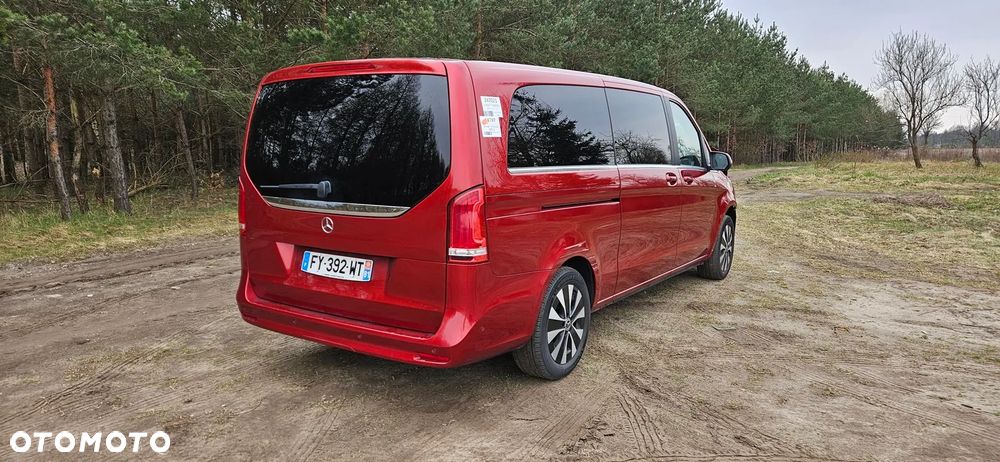 Mercedes-Benz Klasa V - 1