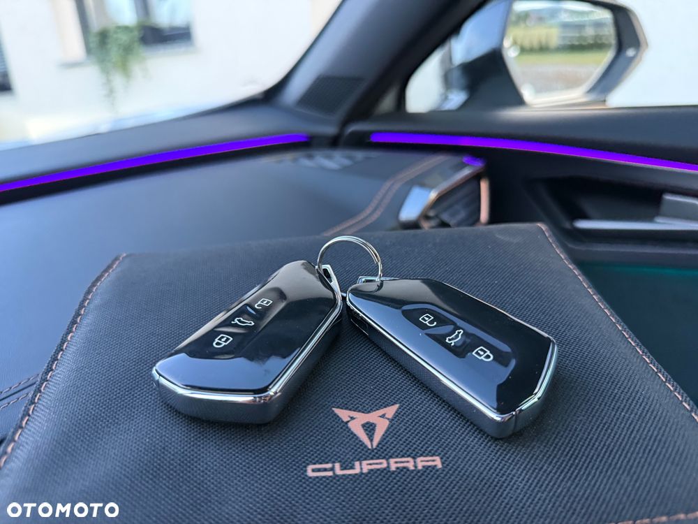 Cupra Formentor 2.0 TSI 4Drive DSG VZ Black Edition - 38