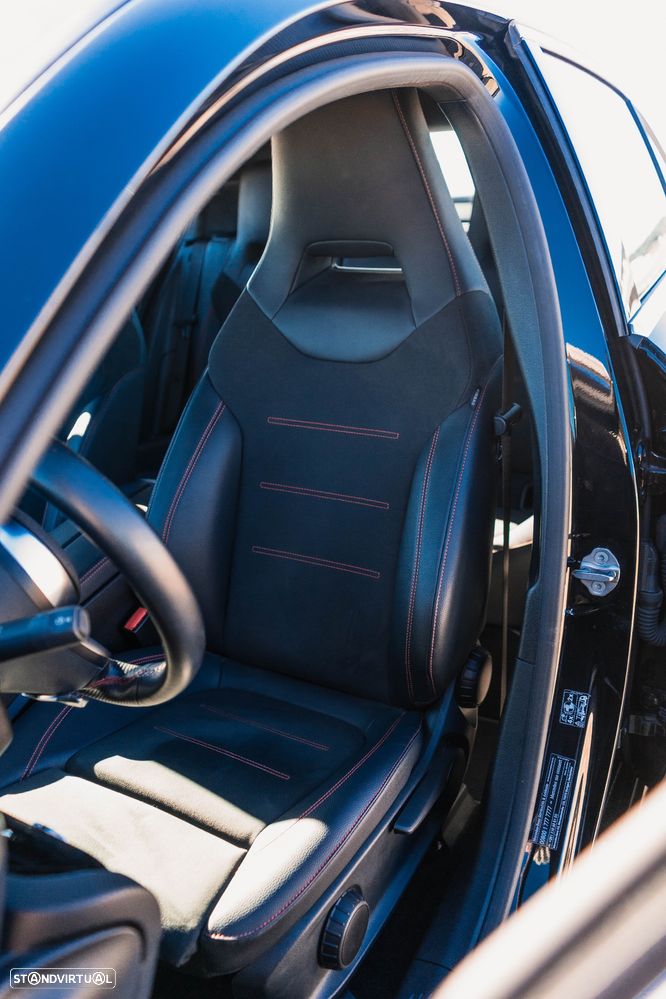 Mercedes-Benz A 200 AMG Line Aut. - 13