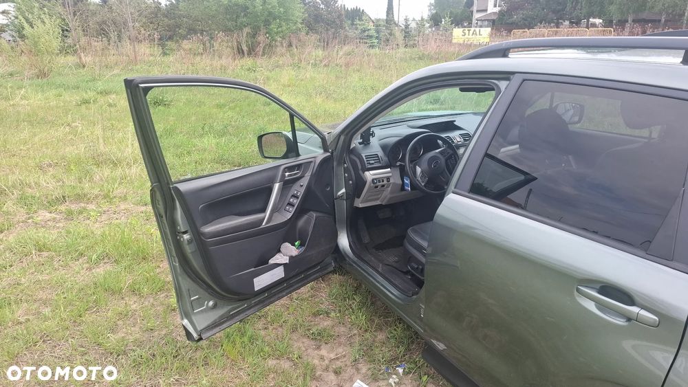 Subaru Forester 2.5 X Limited - 8
